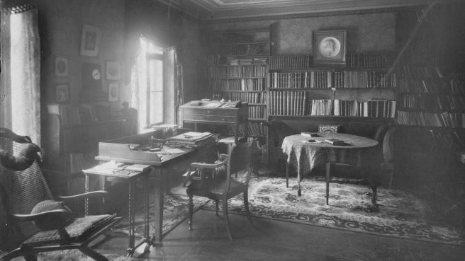 Arbeitszimmer Karl Hegels in seinem Erlanger Haus, wohl 1880er/1890er Jahre